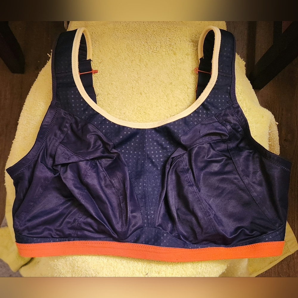 34GG (UK) Freya Active Dynamic Wireless Sports Bra, Navy Spice Colorway